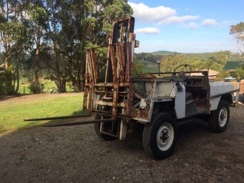This Land Rover Forklift is what (strange) dreams are made of.