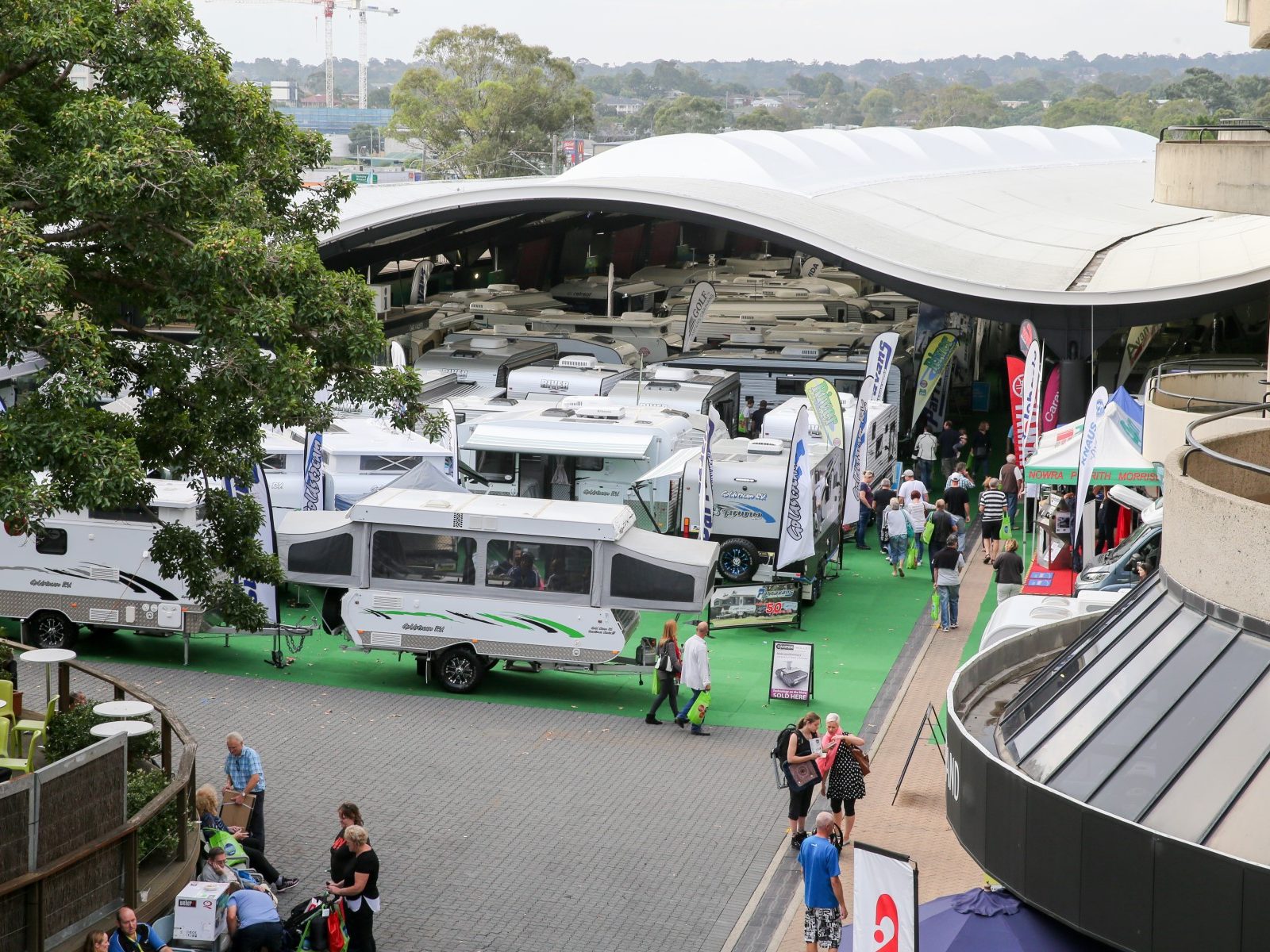 How to safely unhitch your camper trailer