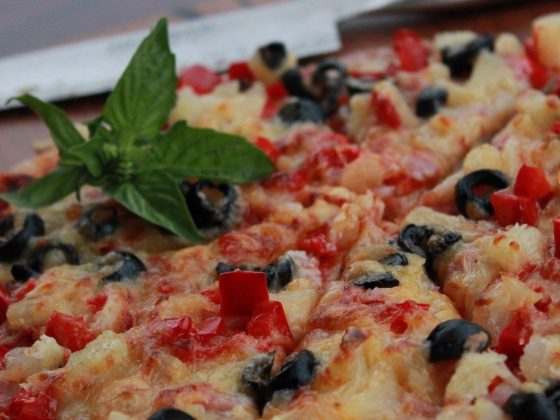 Camp Oven Pizza 3 E1607492073425