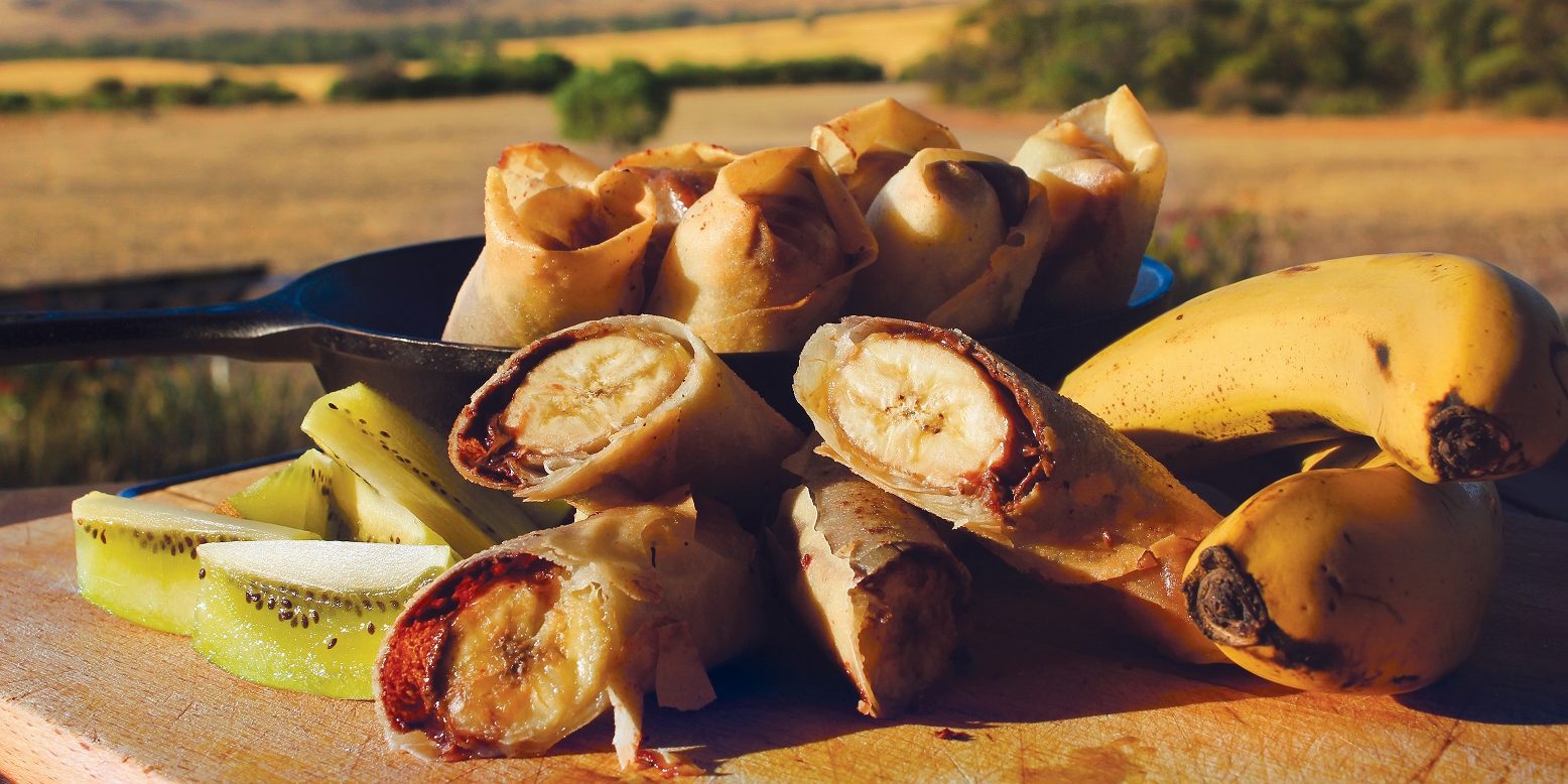 Lazy Gourmet: Choc-Banana Spring Rolls