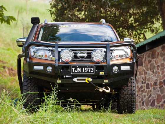 Navara NP300 TJM bullbar