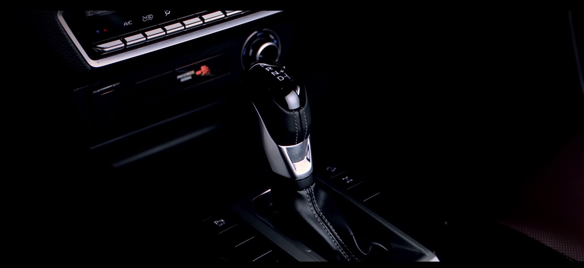 Isuzu Interior Shifter Centre Console