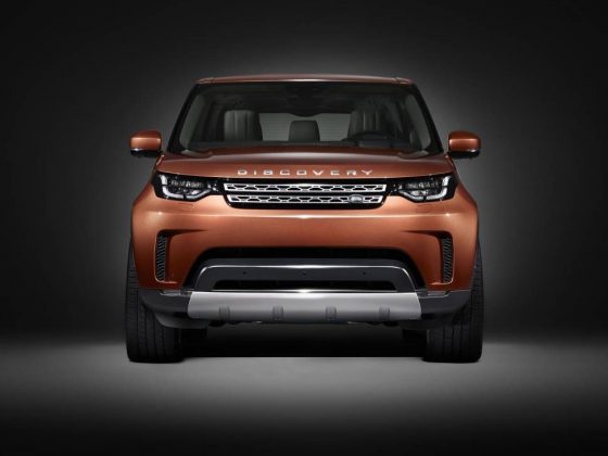 Land Rover Discovery 5