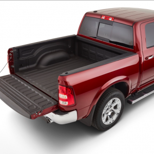 RAM 1500 Laramie EcoDiesel load area