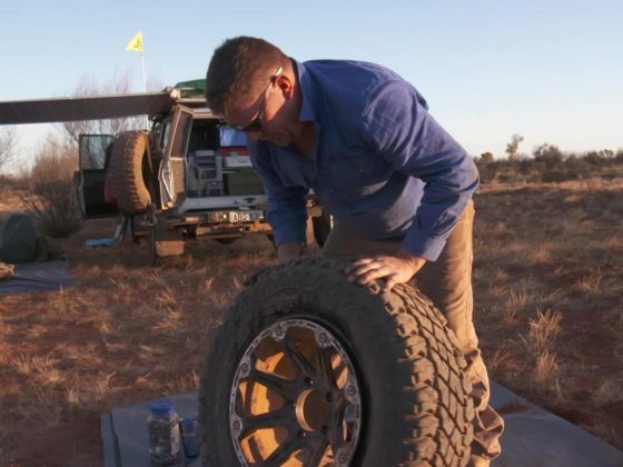 how to fit tyre onto wheel