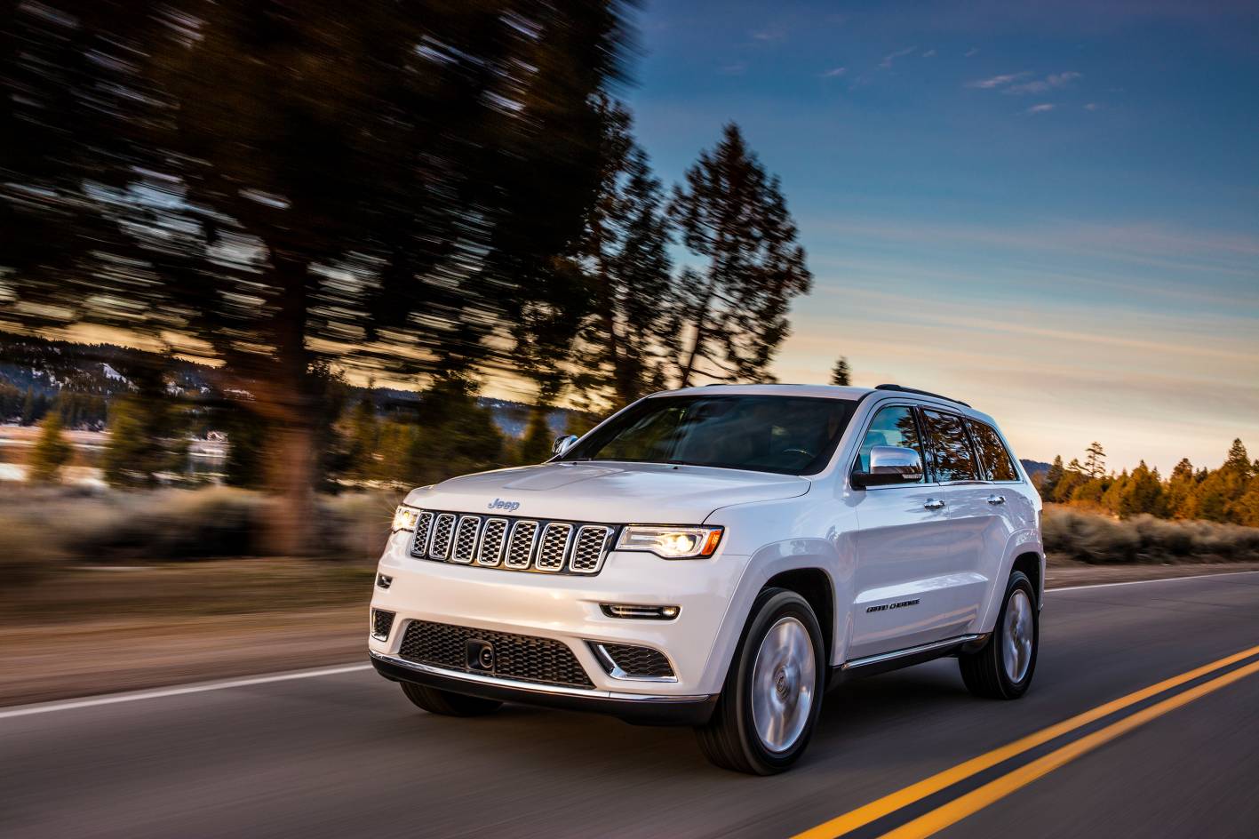 2017 Jeep Grand Cherokee Pricing and Specs