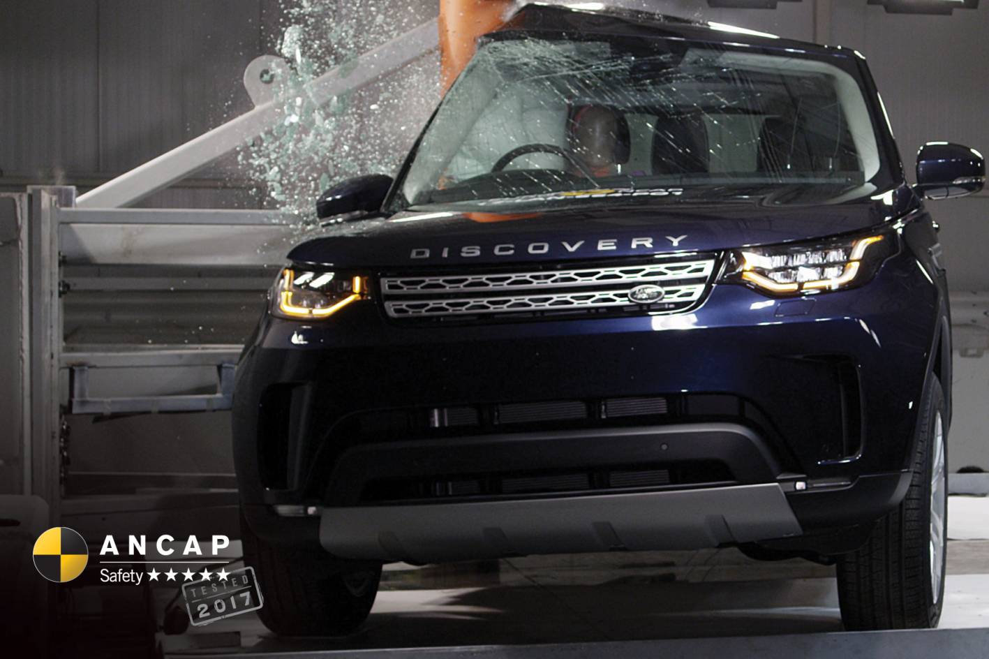 2017 Land Rover Discovery gets 5-star safety rating
