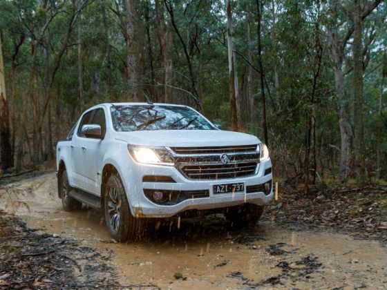 All Holden Colorado 4x4s purchased from today (October 1) until 31 December will receive seven-years' free scheduled servicing.