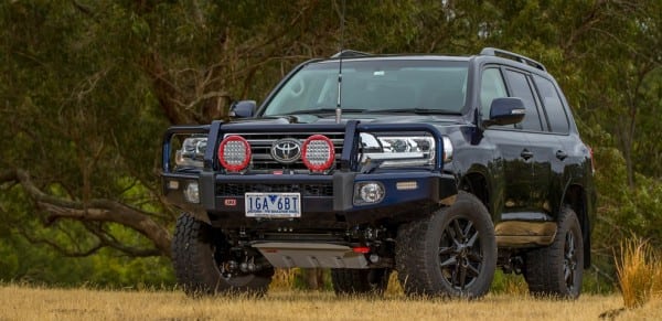 Toyota LandCruiser 200 Bullbar
